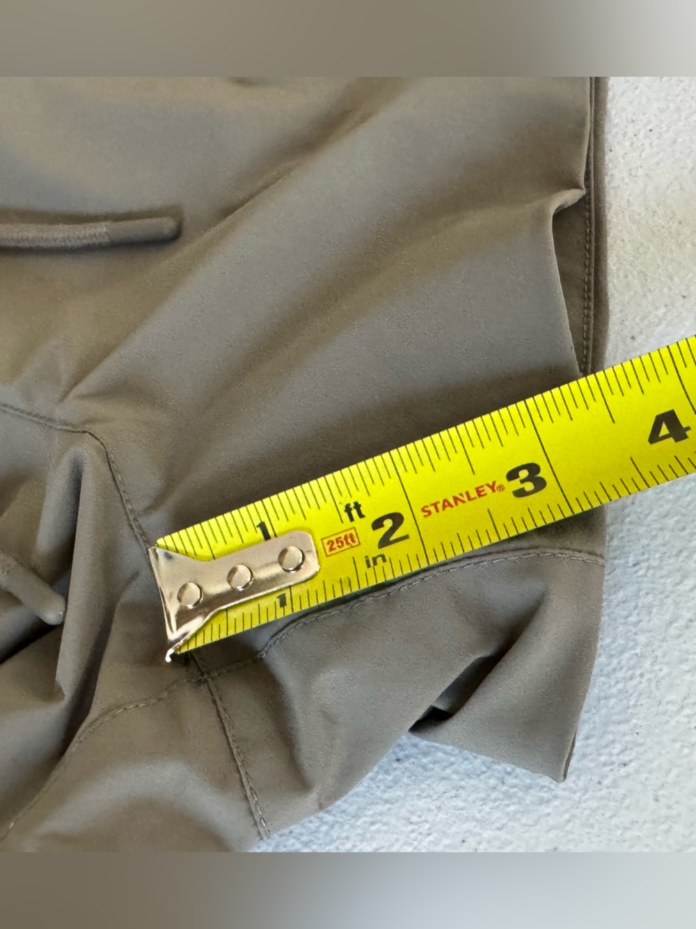 Fear of God Essentials Men's Shorts Size S Nylon Blend - Picture 12 of 13